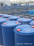 不溶于水，溶于醇類。是制備陽離子表面活性劑、兩性離子表面活性